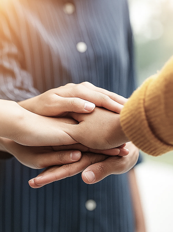 예빛나무는 이웃 사랑을 나누며   돌봄과 봉사를 실천합니다
