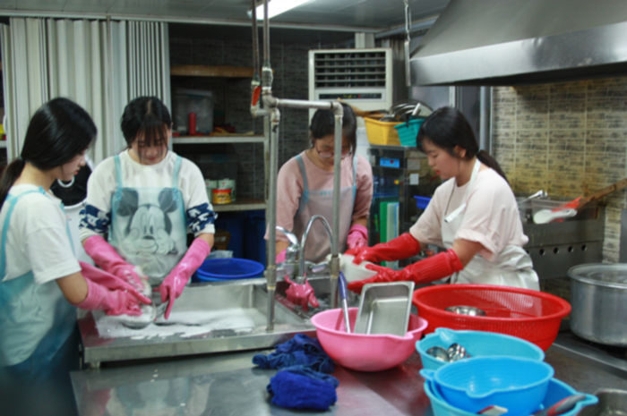 봉사로 세상을 변화시키는 따뜻한 사람들