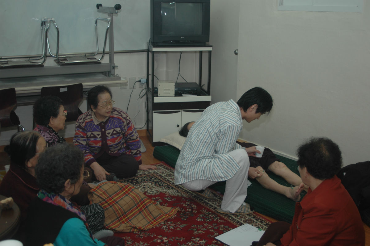 독거노인 지원 3