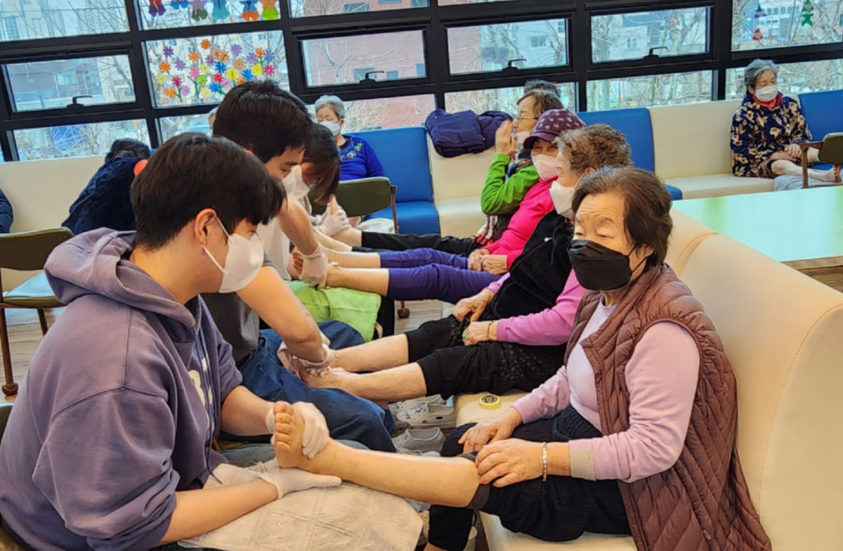 시설 방문 봉사 53